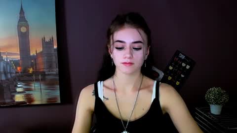 Snapshot of aprillswift_ chatting on 02-03-25, 01:30 Aprill online show from 02-03-25, 01:30