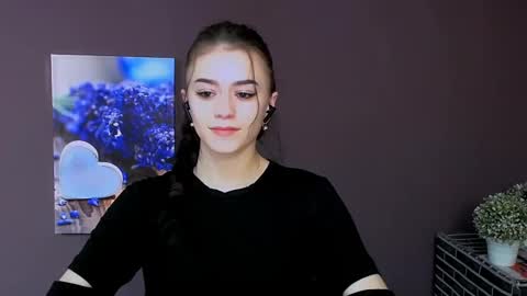 Snapshot of aprillswift_ chatting on 03-07-25, 02:23 Aprill online show from 03-07-25, 02:23