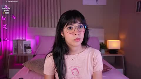 aprilqueenie online show from 05-18-26, 07:31