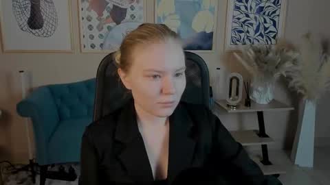 April. All year round.  online show from 10-24-25, 02:30