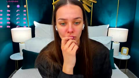 Snapshot of aprilwon chatting on 02-08-26, 06:06 April online show from 02-08-26, 06:06