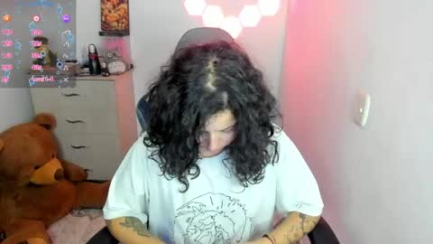 aqua emilly online show from 03-10-26, 11:21