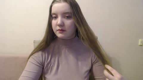 Snapshot of aquanarmin chatting on 02-04-25, 10:00 Josefin online show from 02-04-25, 10:00