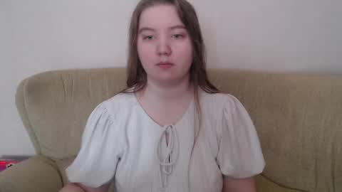 Snapshot of aquanarmin chatting on 04-29-26, 03:43 Josefin online show from 04-29-26, 03:43