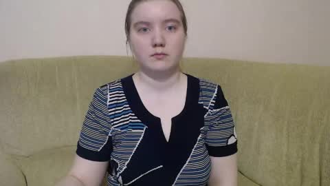 Snapshot of aquanarmin chatting on 04-30-26, 02:34 Josefin online show from 04-30-26, 02:34