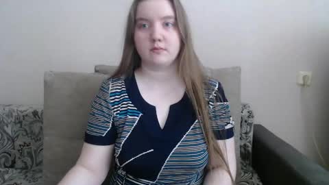 Snapshot of aquanarmin chatting on 05-07-26, 05:46 Josefin online show from 05-07-26, 05:46