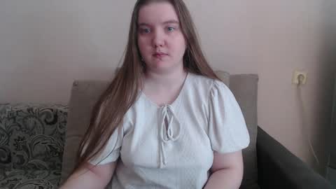Snapshot of aquanarmin chatting on 05-08-26, 03:34 Josefin online show from 05-08-26, 03:34