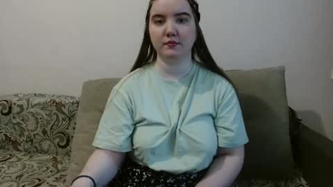 Snapshot of aquanarmin chatting on 05-23-26, 06:29 Josefin online show from 05-23-26, 06:29