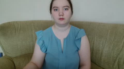 Snapshot of aquanarmin chatting on 06-20-26, 01:52 Josefin online show from 06-20-26, 01:52