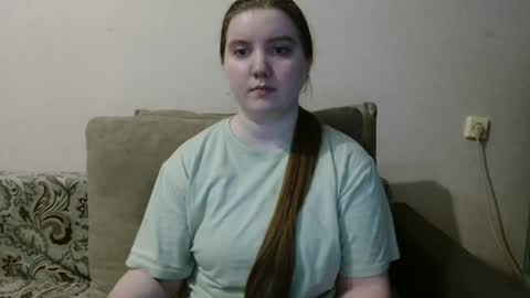 Snapshot of aquanarmin chatting on 06-27-26, 02:12 Josefin online show from 06-27-26, 02:12