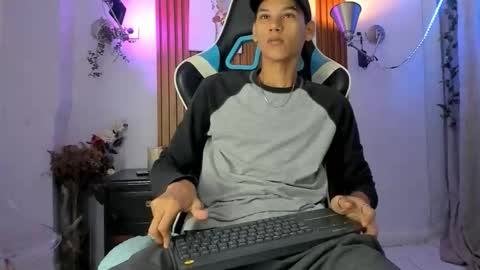 aquarius_xxx online show from 11-06-25, 11:33