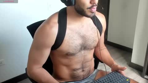 Snapshot of aquiles0224 chatting on 12-05-24, 03:39 T. online show from 12-05-24, 03:39