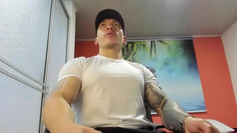 Jonathan online show from 03-08-26, 02:59