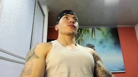 Jonathan online show from 04-05-26, 06:16