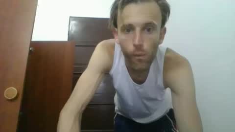 Snapshot of aquilesmade chatting on 11-01-25, 03:03 Aquilesmade online show from 11-01-25, 03:03