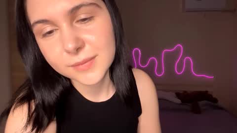 Emi online show from 02-19-26, 04:47