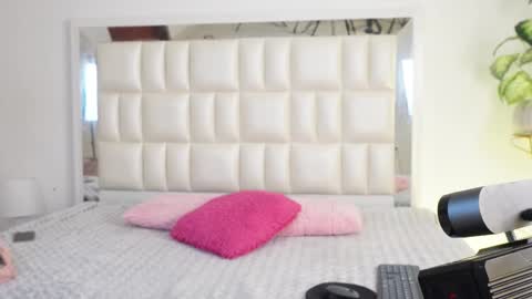   online show from 02-21-25, 05:13