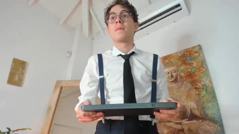 Archie online show from 01-16-25, 12:20