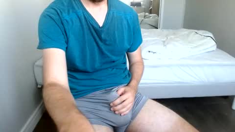 Snapshot of arekusan6 chatting on 06-25-26, 06:23 Arek online show from 06-25-26, 06:23