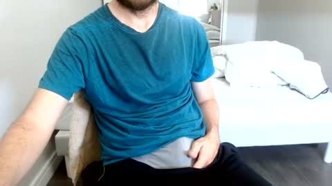 Snapshot of arekusan6 chatting on 06-28-26, 11:27 Arek online show from 06-28-26, 11:27