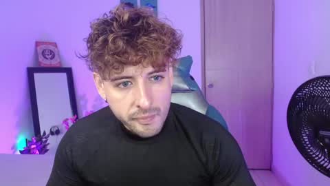 Snapshot of ares_blue chatting on 05-19-26, 11:49 ares blue online show from 05-19-26, 11:49