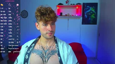 Snapshot of ares_blue chatting on 05-26-26, 12:12 ares blue online show from 05-26-26, 12:12