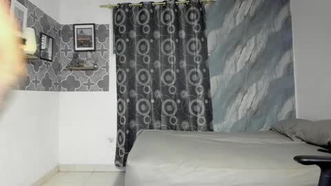 Snapshot of ares_parker chatting on 05-25-26, 12:27 ares_parker online show from 05-25-26, 12:27