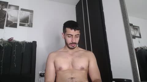 Snapshot of ares_xxxx chatting on 12-19-24, 11:18 ARES online show from 12-19-24, 11:18