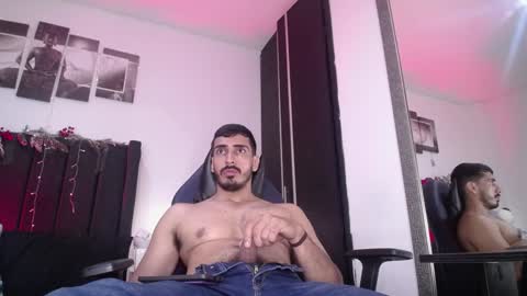 Snapshot of ares_xxxx chatting on 12-23-24, 06:16 ARES online show from 12-23-24, 06:16