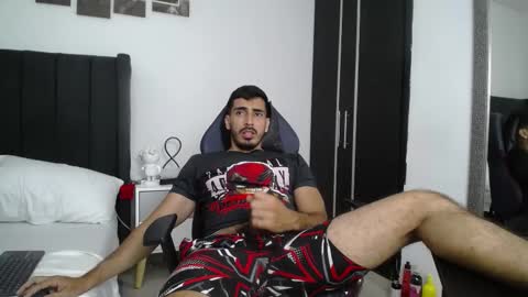 Snapshot of ares_xxxx chatting on 02-09-25, 04:40 ARES online show from 02-09-25, 04:40