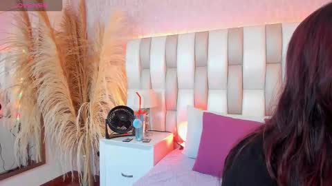 ari_lynn_ online show from 01-13-26, 03:12