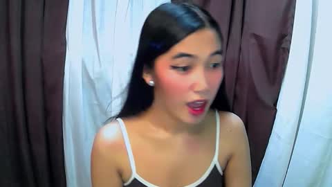 Snapshot of aria_fucks chatting on 09-25-25, 07:01 ARIA online show from 09-25-25, 07:01