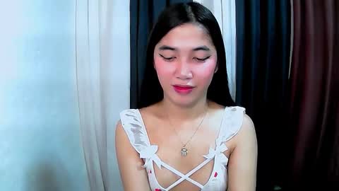 Snapshot of aria_fucks chatting on 10-16-25, 01:50 ARIA online show from 10-16-25, 01:50