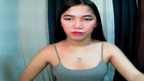 Snapshot of aria_fucks chatting on 10-27-25, 01:31 ARIA online show from 10-27-25, 01:31