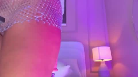 Aria  online show from 11-29-25, 02:03