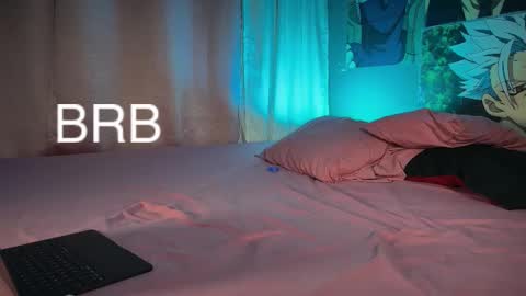 Snapshot of aria_leblanc chatting on 02-28-26, 09:10 Aria online show from 02-28-26, 09:10