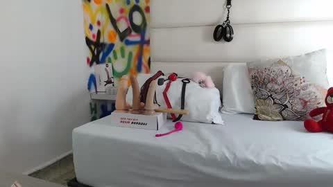 Snapshot of aria_martiin chatting on 01-30-25, 11:55 aria online show from 01-30-25, 11:55