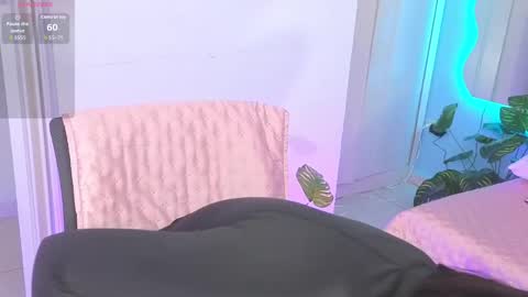 Aria online show from 03-01-26, 01:35