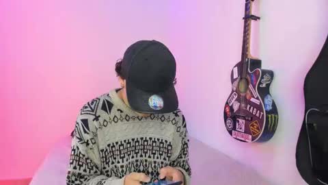 Snapshot of aria_x_orien chatting on 02-16-26, 05:09 Aria and Orien online show from 02-16-26, 05:09