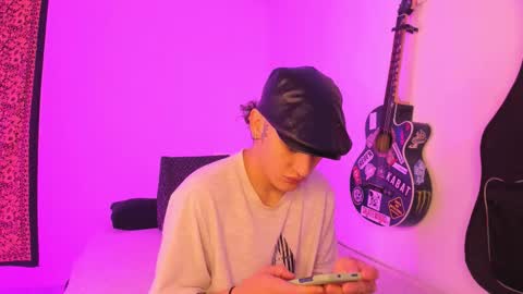 Aria and Orien online show from 03-24-26, 11:04