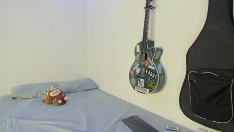 Snapshot of aria_x_orien chatting on 04-28-26, 05:51 Aria and Orien online show from 04-28-26, 05:51