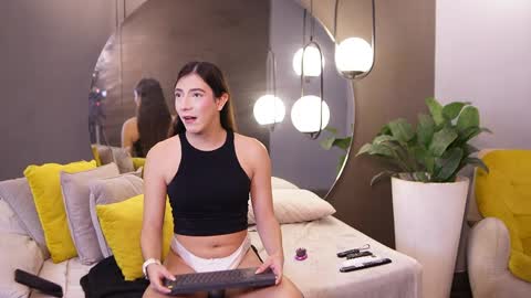 Ariaa online show from 04-14-26, 06:58