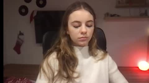 AriaCreazy online show from 12-31-24, 10:37