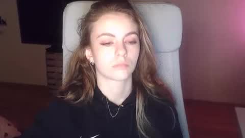 AriaCreazy online show from 02-10-26, 09:41