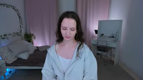 Ariadna online show from 03-08-26, 02:04