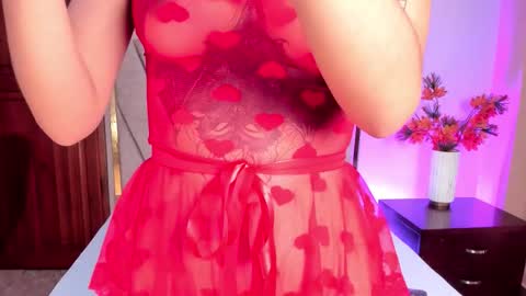 Snapshot of ariadnaholt chatting on 11-28-25, 06:21 AriadnaHolt online show from 11-28-25, 06:21