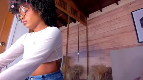 Aria Foster online show from 04-18-26, 03:54