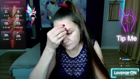 AriaGray online show from 10-11-25, 04:33