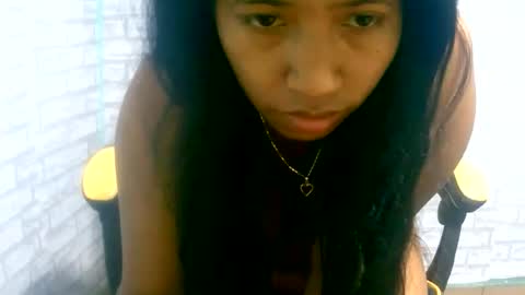 Snapshot of ariah13 chatting on 05-15-26, 06:09 ariah13 online show from 05-15-26, 06:09