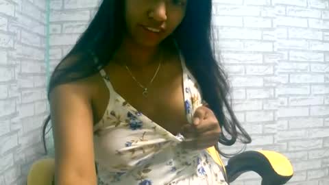 Snapshot of ariah13 chatting on 06-21-26, 11:02 ariah13 online show from 06-21-26, 11:02